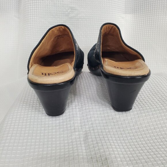 Sofft 8.5 M Clogs Mules Tooled Leather Suede Studded Block Heel CottageCore Rust - Picture 5 of 13